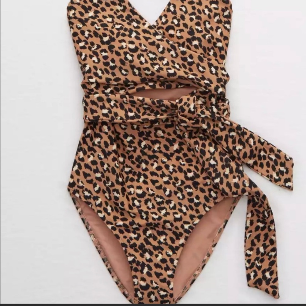 Swimsuit - one piece